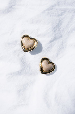 Vintage 1990s gold and taupe shimmer heart-shaped earrings